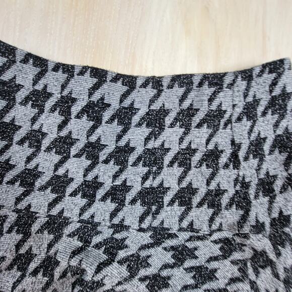 Theory Gida Gray & Black Houndstooth Preppy Academia High Waist Mini Skirt 8 - Picture 4 of 10
